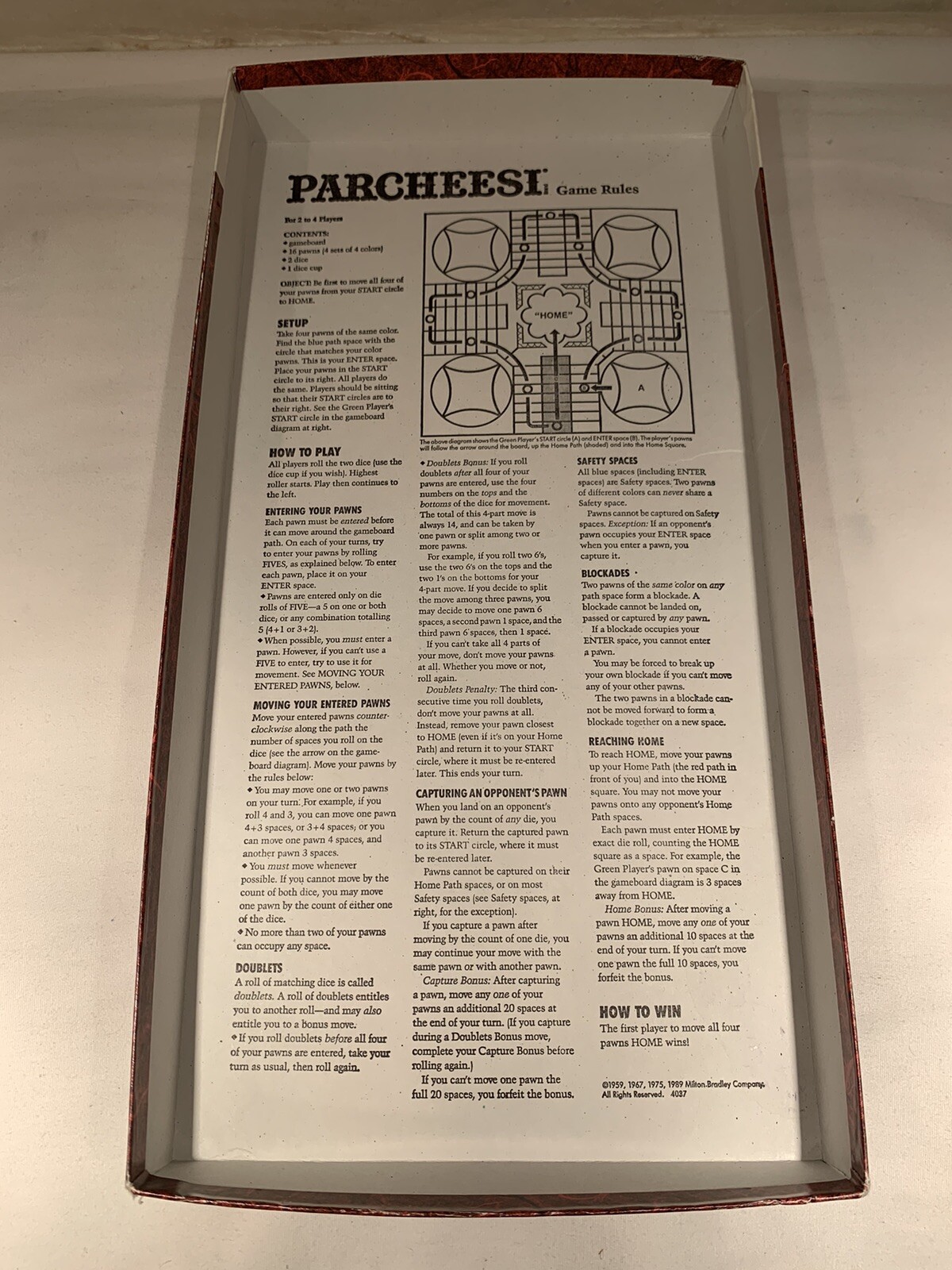 Parcheesi Classic Board Game VINTAGE COMPLETE Milton Bradley 1989 Family Game