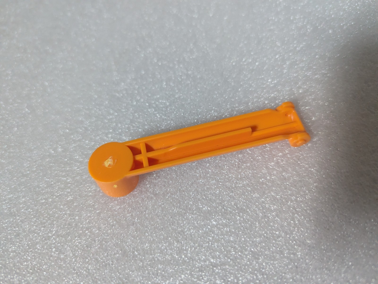 REPLACE PART: ORANGE SCOOP SWIVEL TOMY Screwball Scramble Marble Run 2022 Game