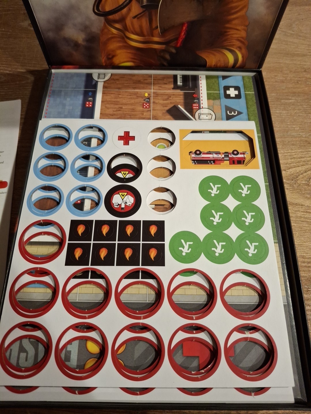 Flash Point Fire Rescue Board Game Complete 2011 Indie Boards & Cards Mint 100%