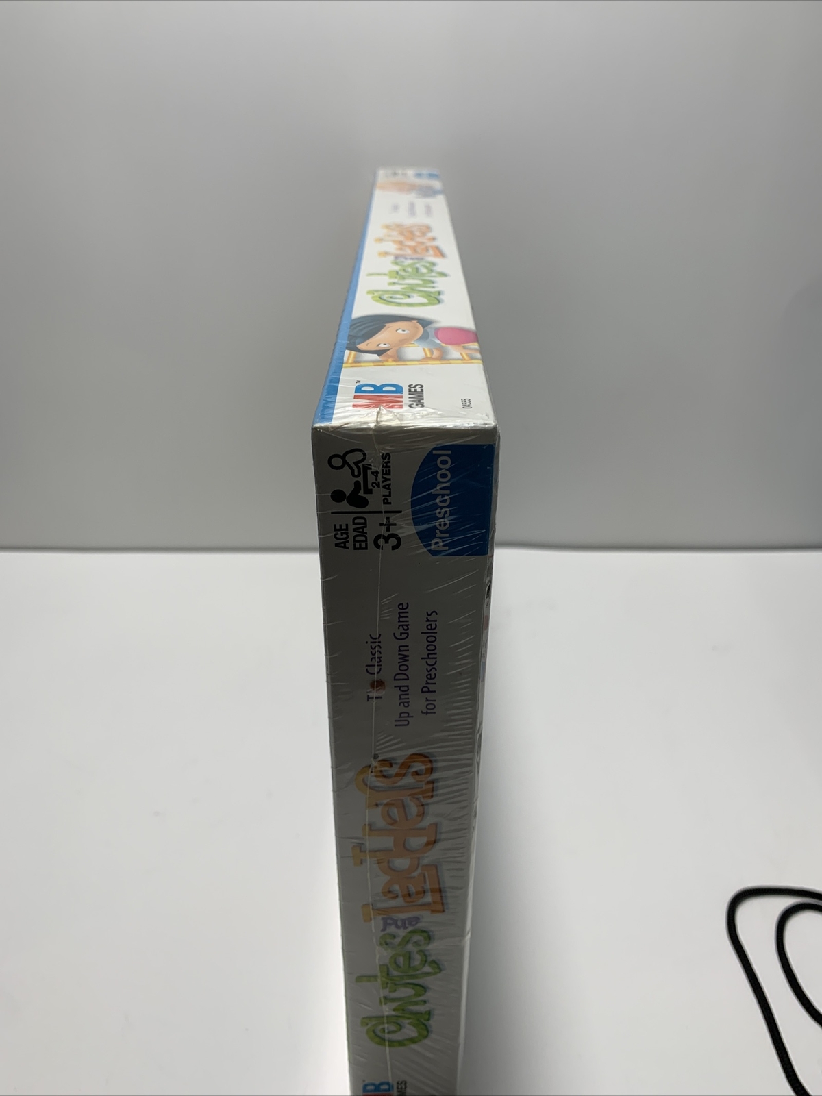 Chutes and Ladders Board Game HASBRO 2-4 Player Kids Age 3-7 Years NEW Sealed