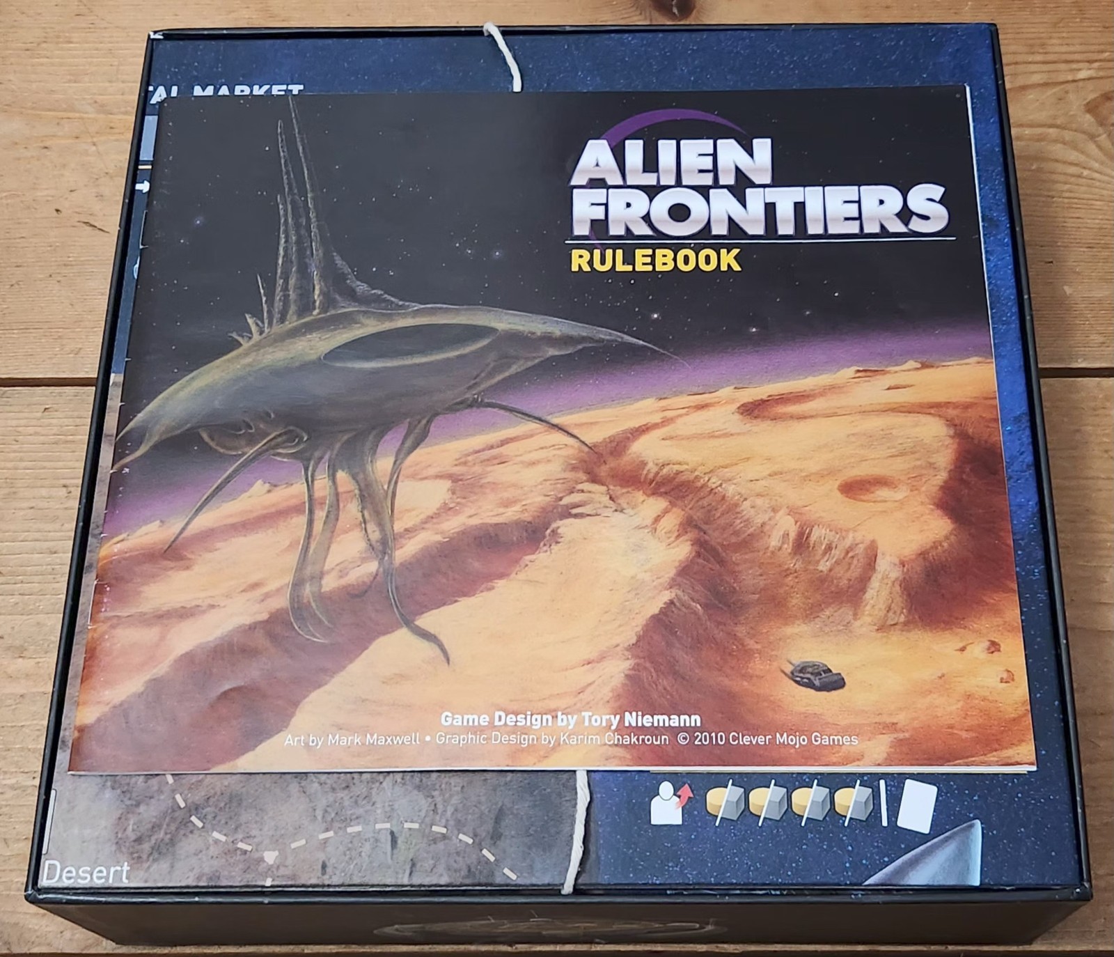 Alien Frontiers Board Game Clever Mojo Games 2010