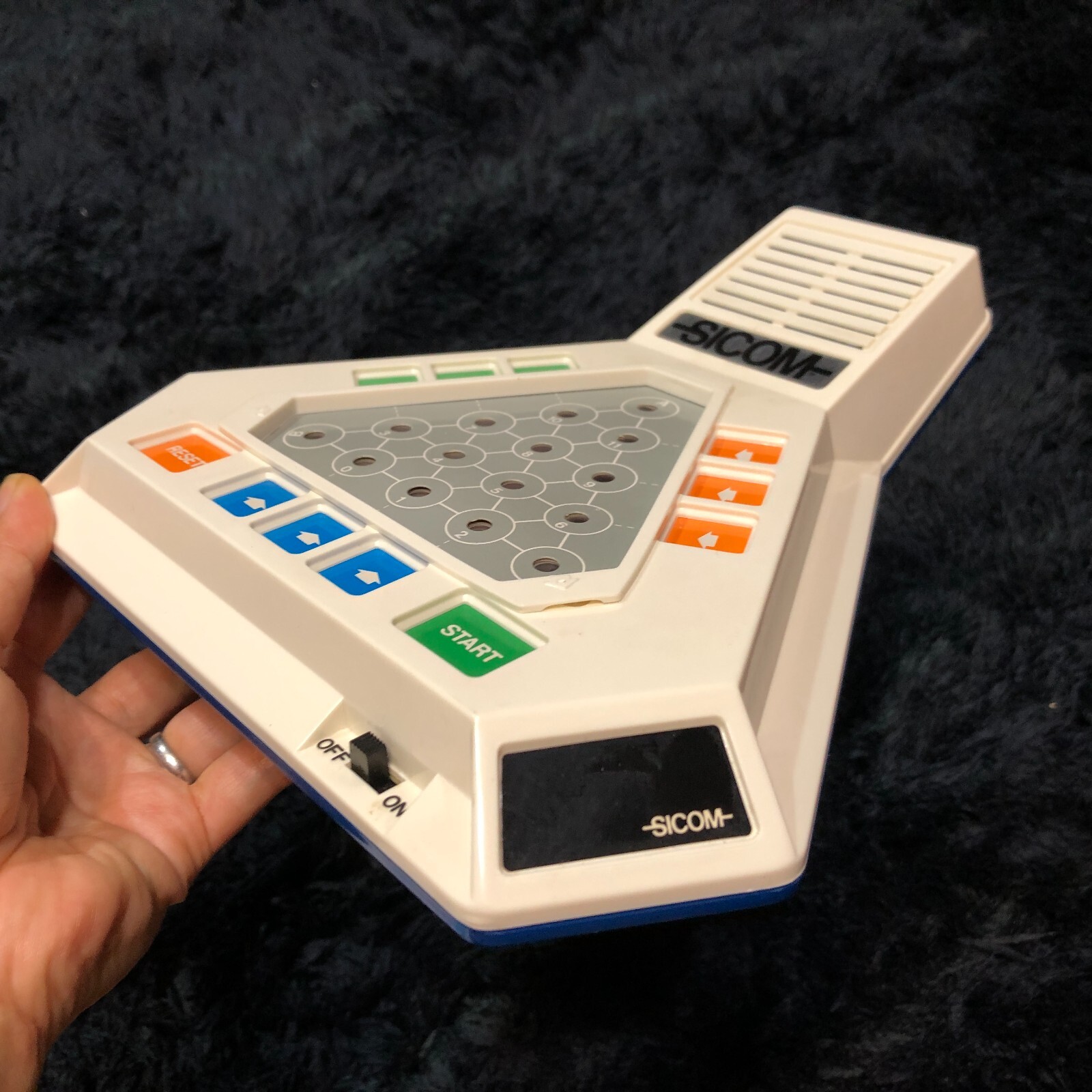 VINTAGE SICOM ELECTRONIC GAME 16 GAMES IN ONE MULTI GAME COMPUTER YONEZAWA