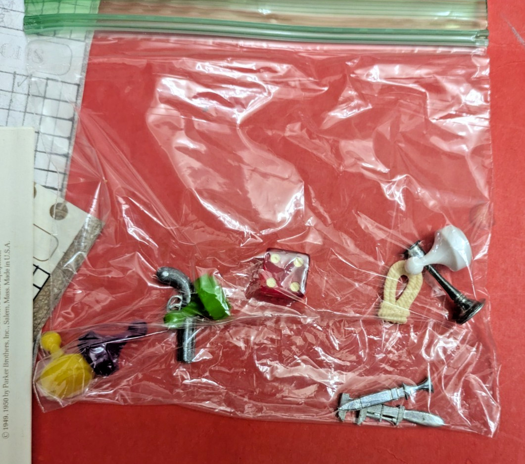 Vintage 1972 Parker Brothers Detective Board Game CLUE No. 45 – Complete