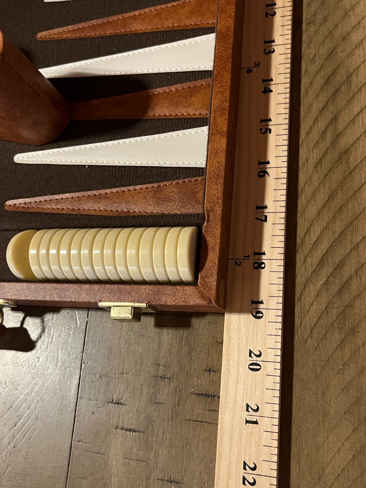 Vintage Backgammon Game in Case Set 15×19″ Complete Brown Tan White