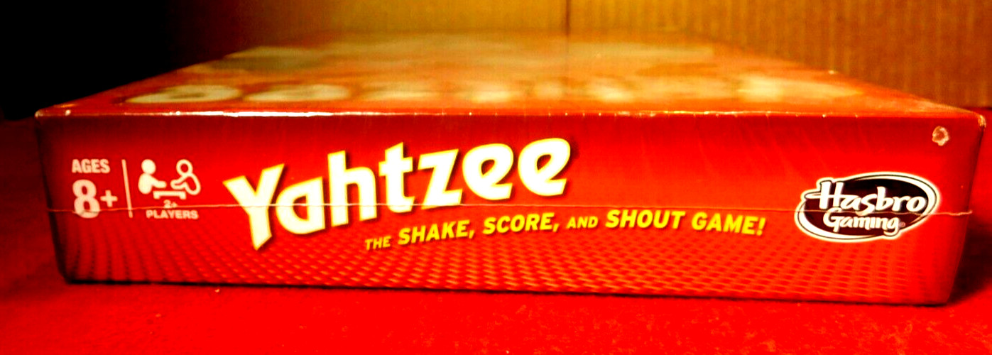 Hasbro Gaming~Yahtzee Dice Game Sealed NEW!!
