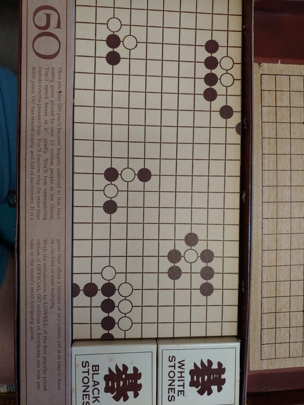 Lowell Toy Mfg corp the game GO Classic Game of the Far East
