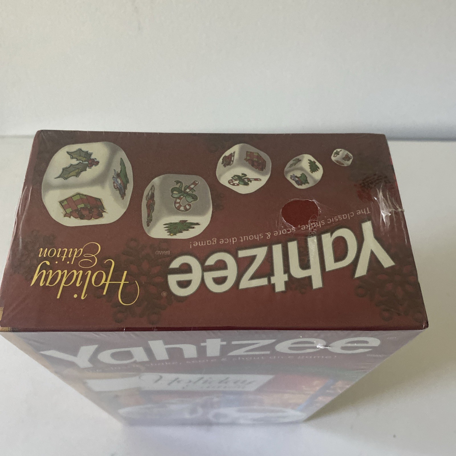 Yahtzee Holiday Edition Christmas Family Dice Game Hasbro USAopoly New
