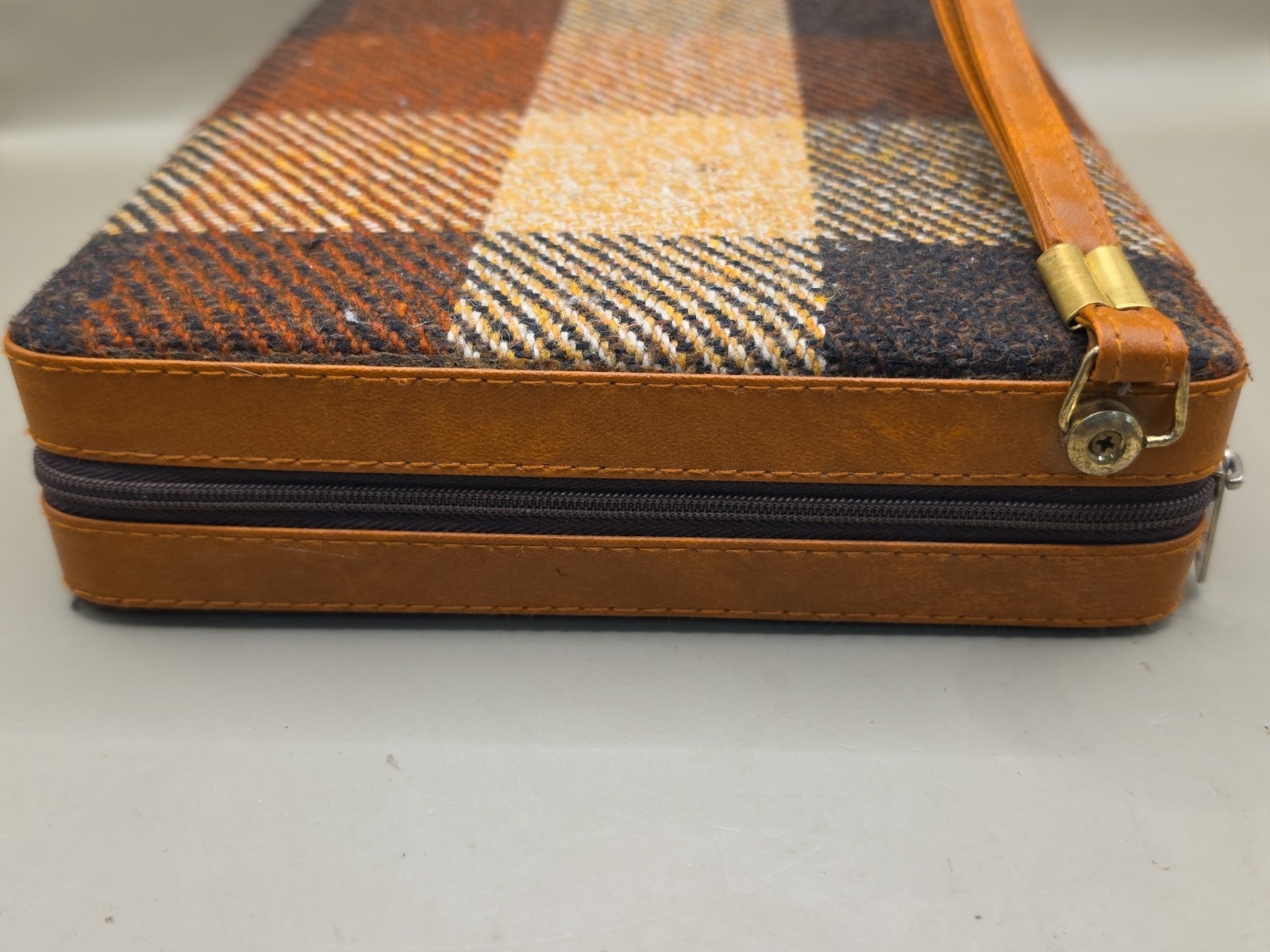 Vintage Backgammon Set Zippered Travel Case Brown Plaid Wool & Leather Complete