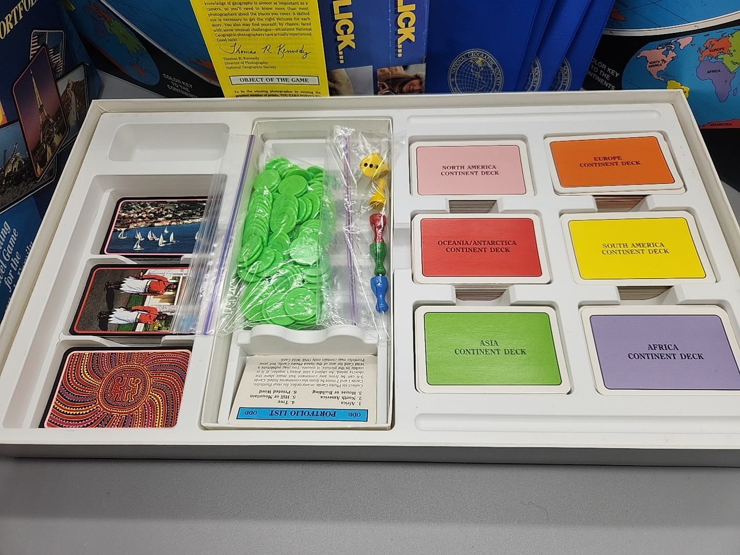 On Assignment With National Geographic Board Game. Complete 1990
