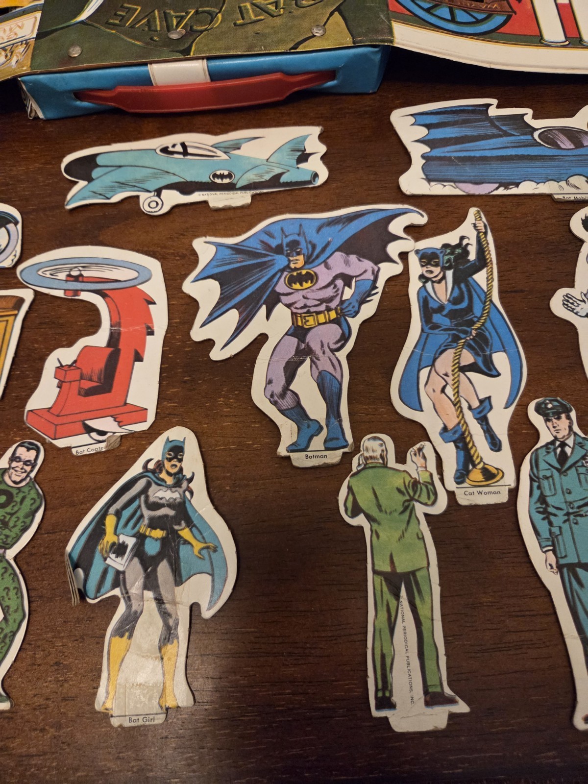 Batman & Robin 1973 Ideal Vinyl Foldout Play Set Cardboard Figures Mego