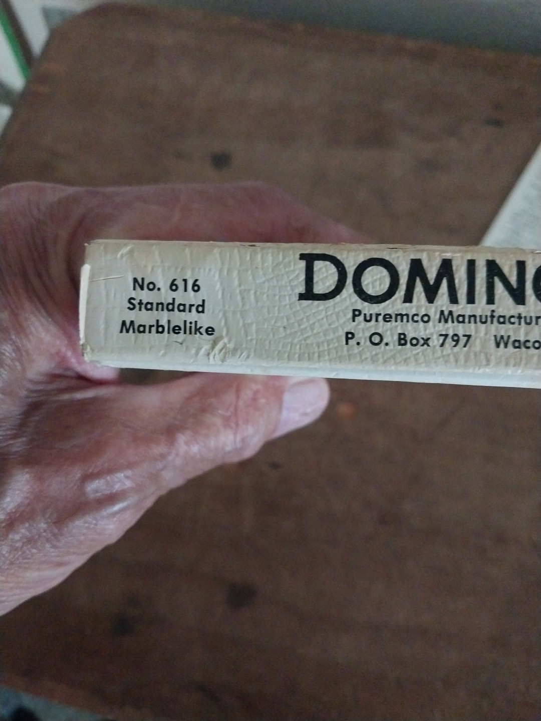 Vintage Set of Puremco No. 616 Standard Marblelike Dominoes Made In USA – White