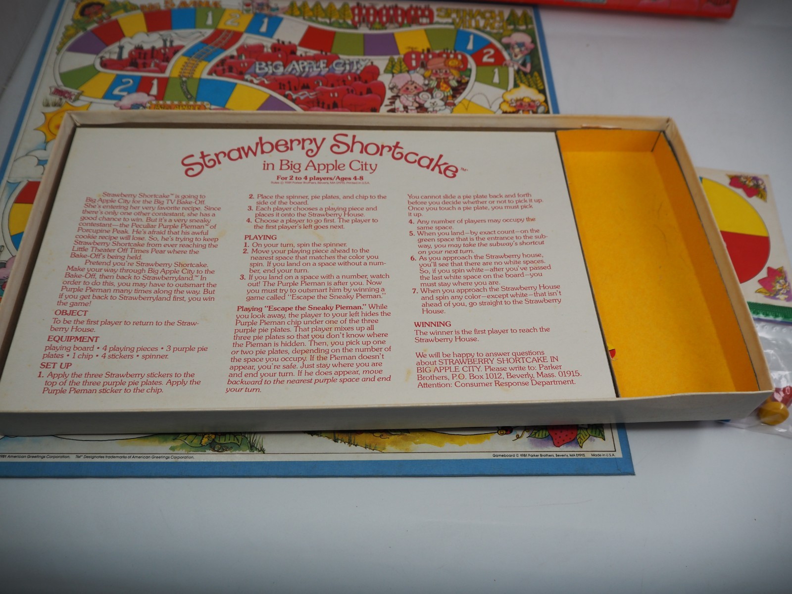 Vintage 1980s Strawberry Shortcake in Big Apple City Board Game Complete