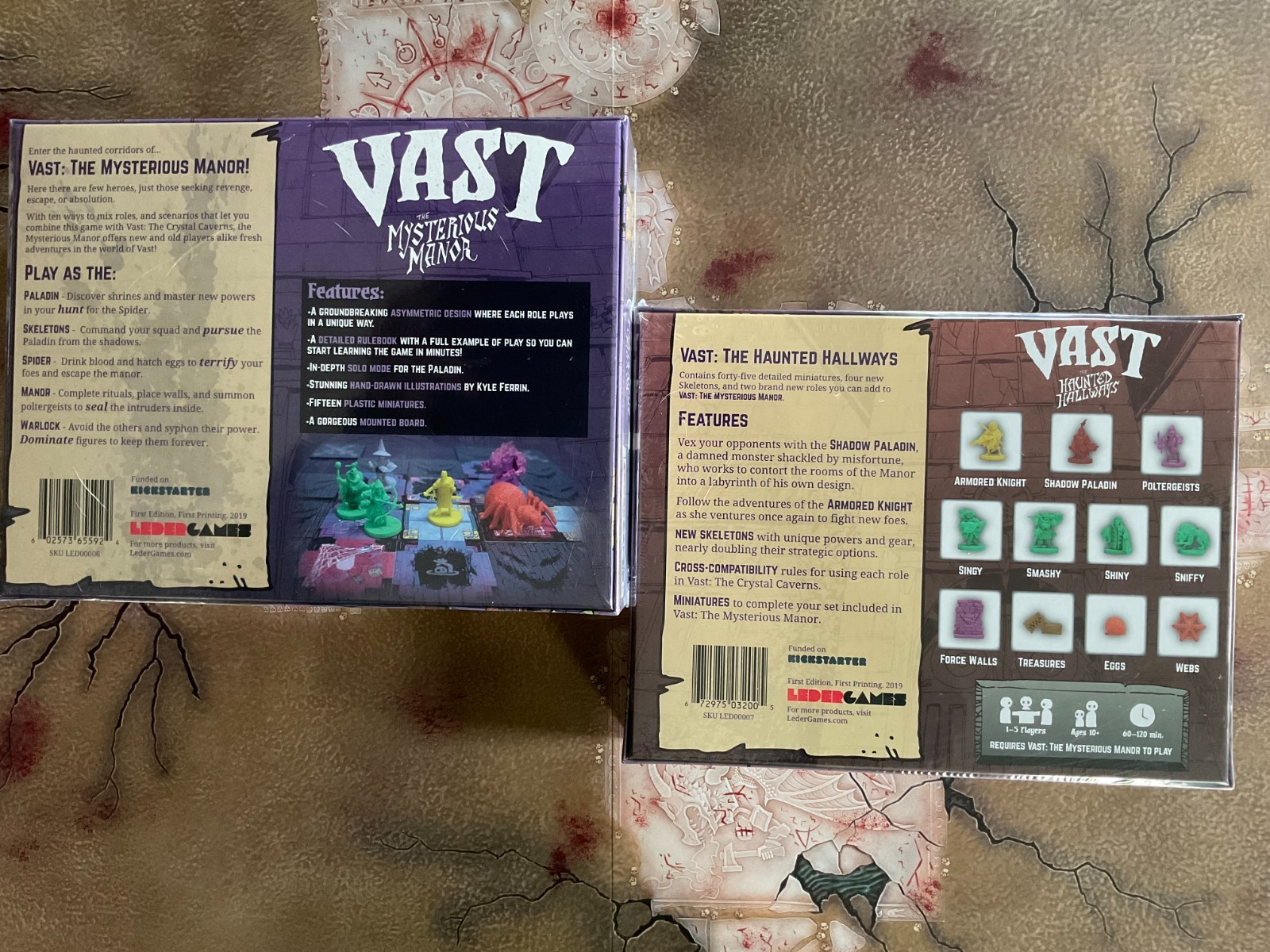 LederGames lot VAST Mysterious Manor & Haunted Hallways new shrink
