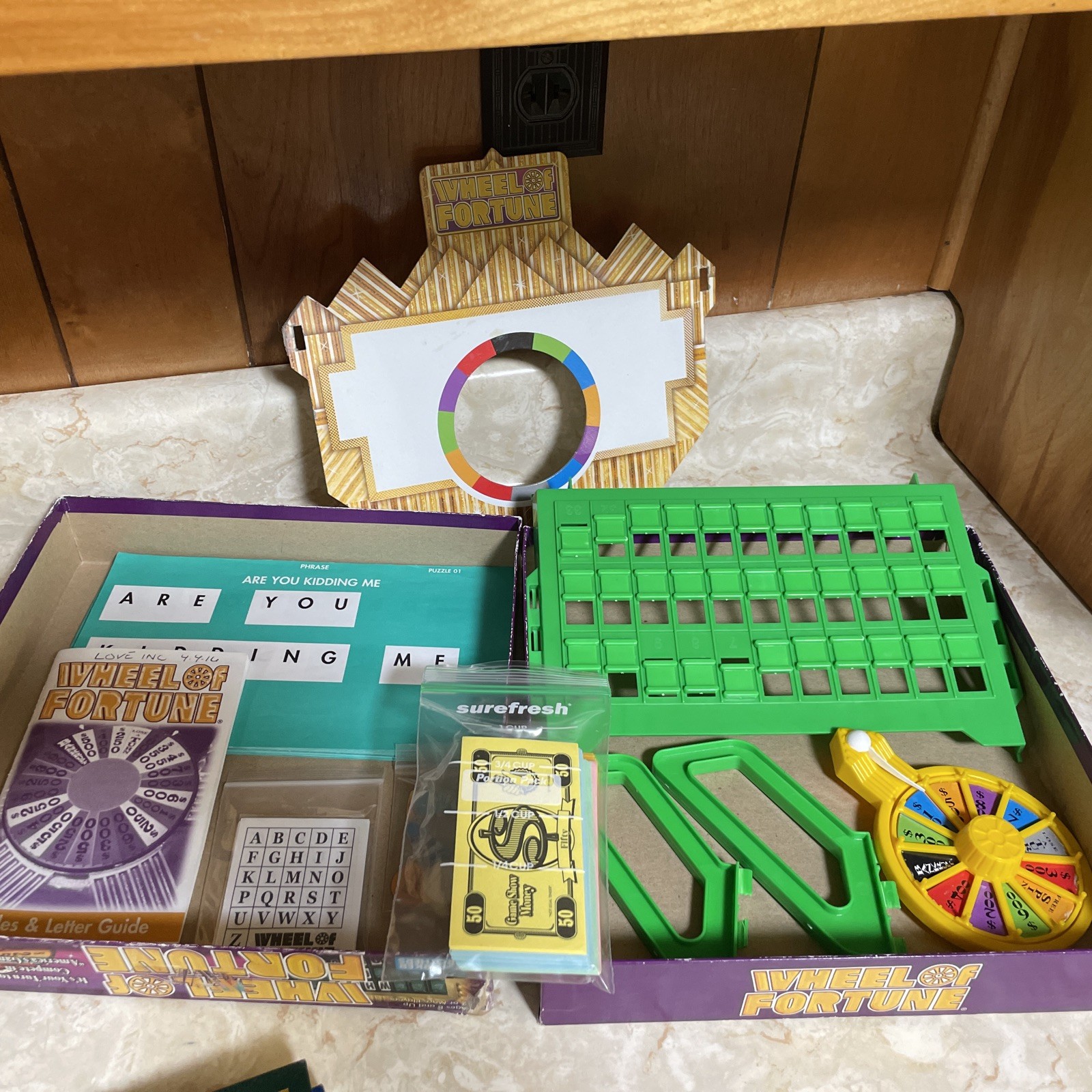 Vintage 1999 Parker Brothers Hasbro WHEEL OF FORTUNE Game Complete
