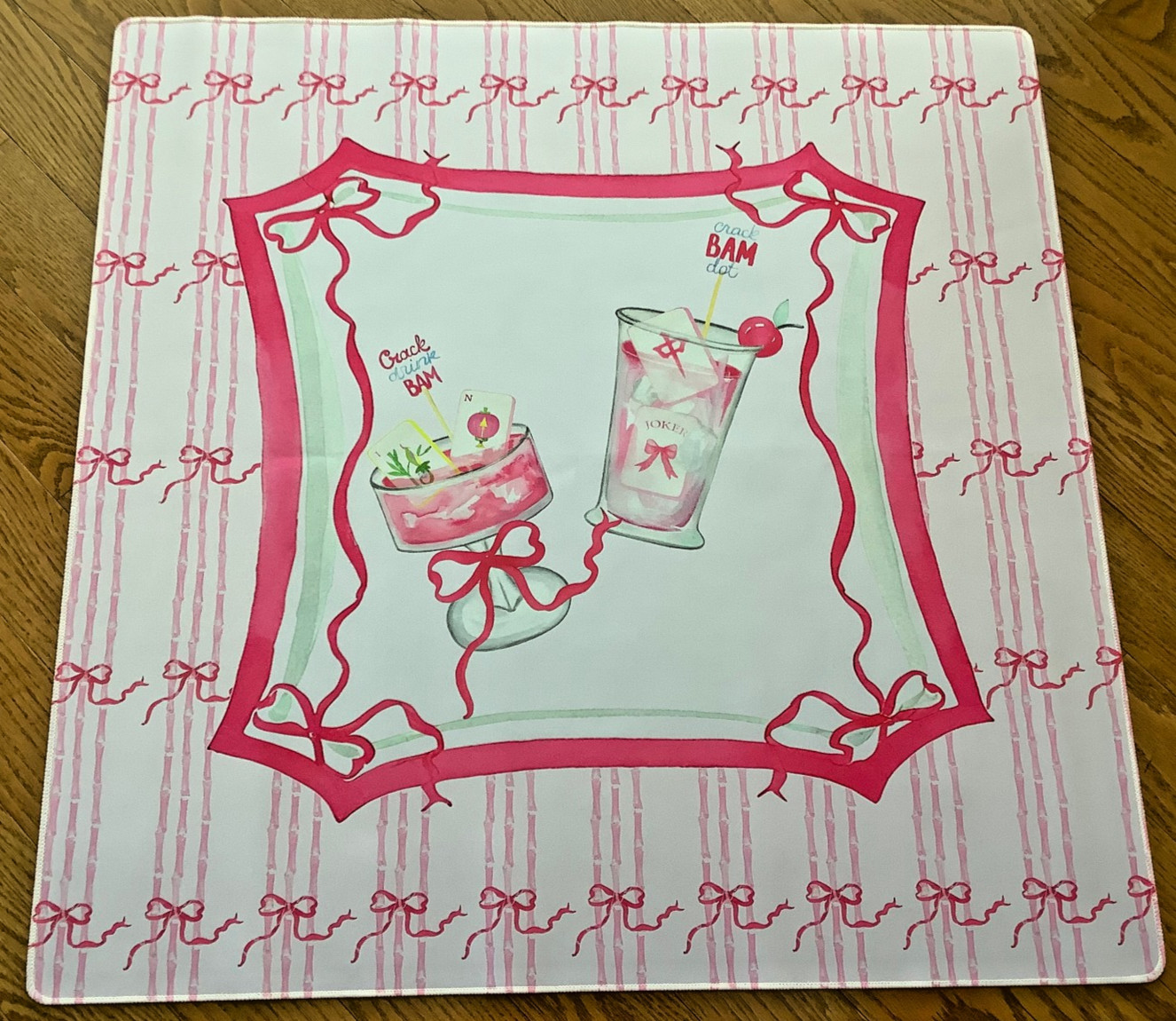 Mah Jongg Mat 31-1/2″ Square Rubber Pink/White with Carry All