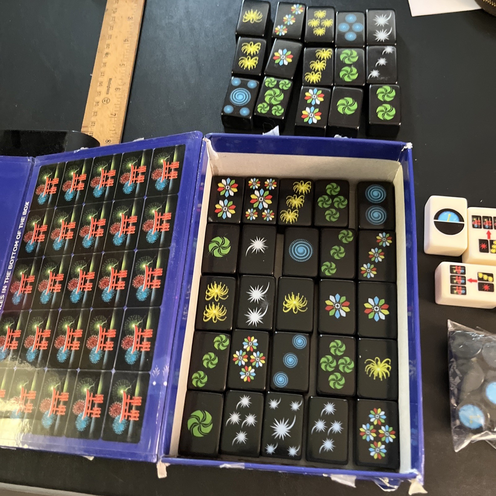 Not complete Hanabi game **for parts**