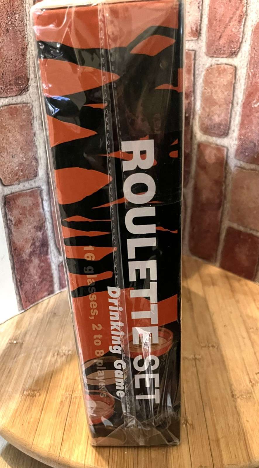 NEW IN BOX BETTER LINE ROULETTE SET DRINKING GAME 16 GLASSES, 2 TO 8 PLAYERS