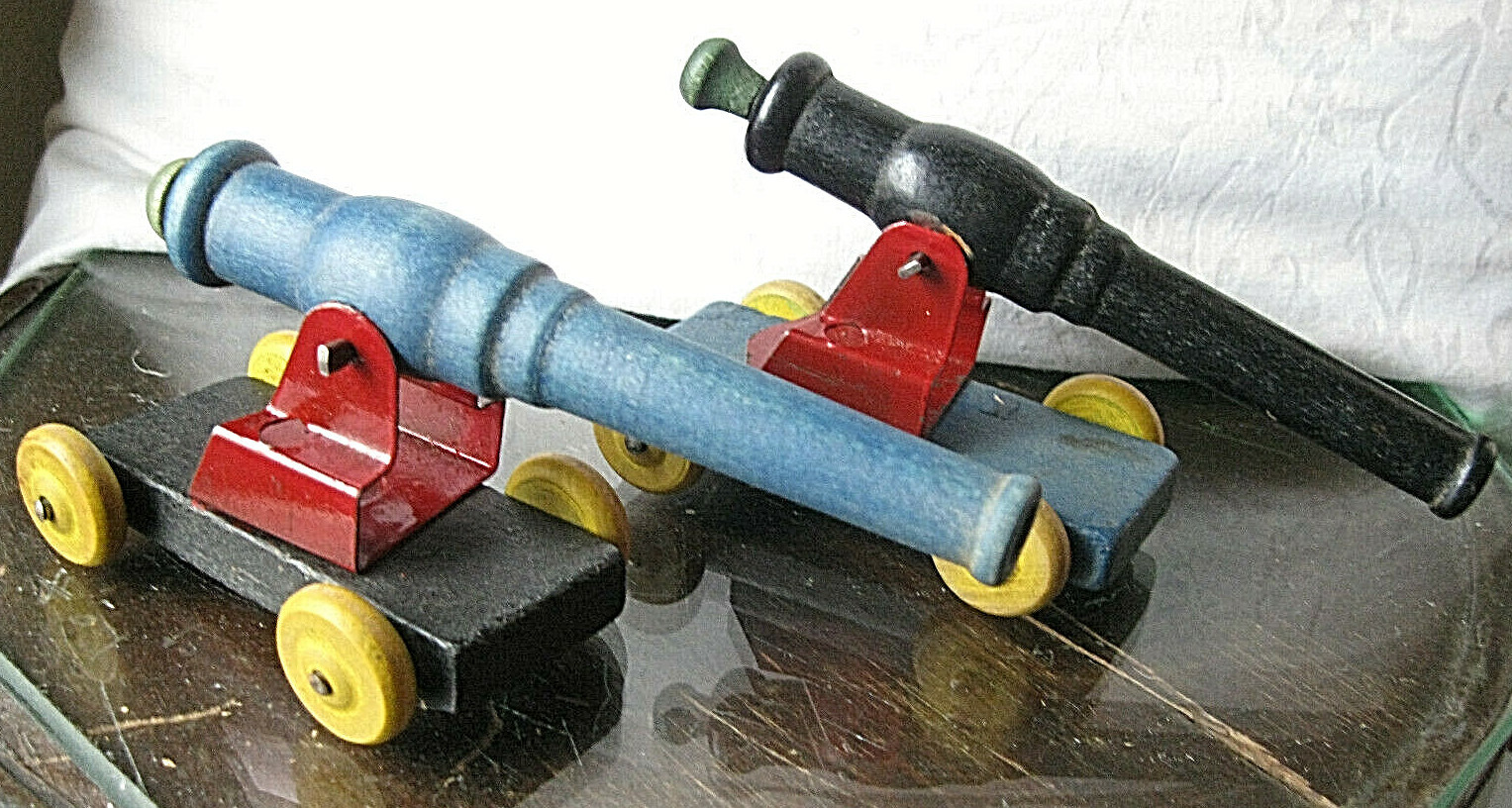 1942 “SINK THE SHIP” Transogram Battle Game w Box, 2 Wooden Cannons +++