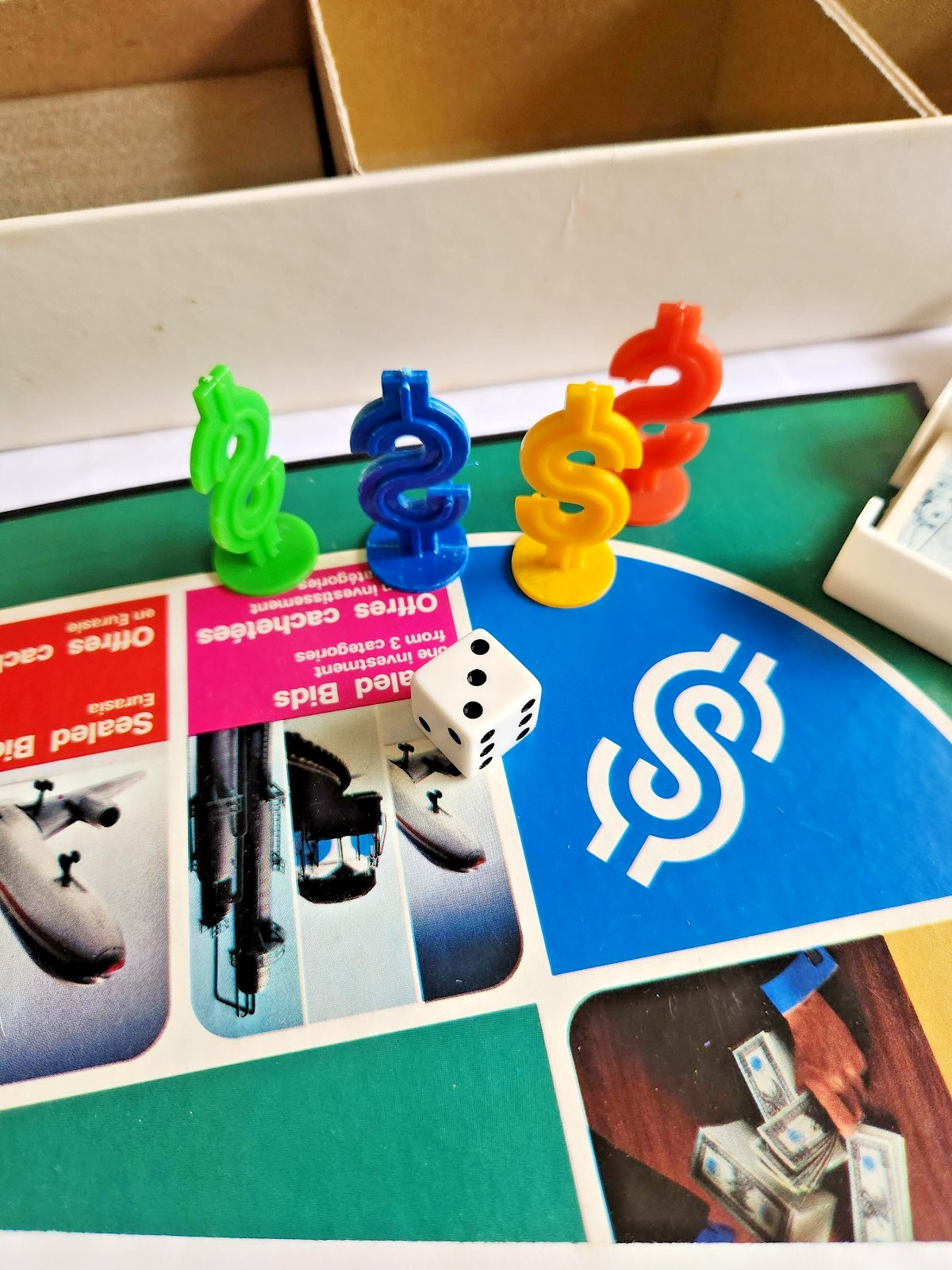 Millionaire (1973) Age 10 to Adult , 2 to 4 players Table Top Board Game