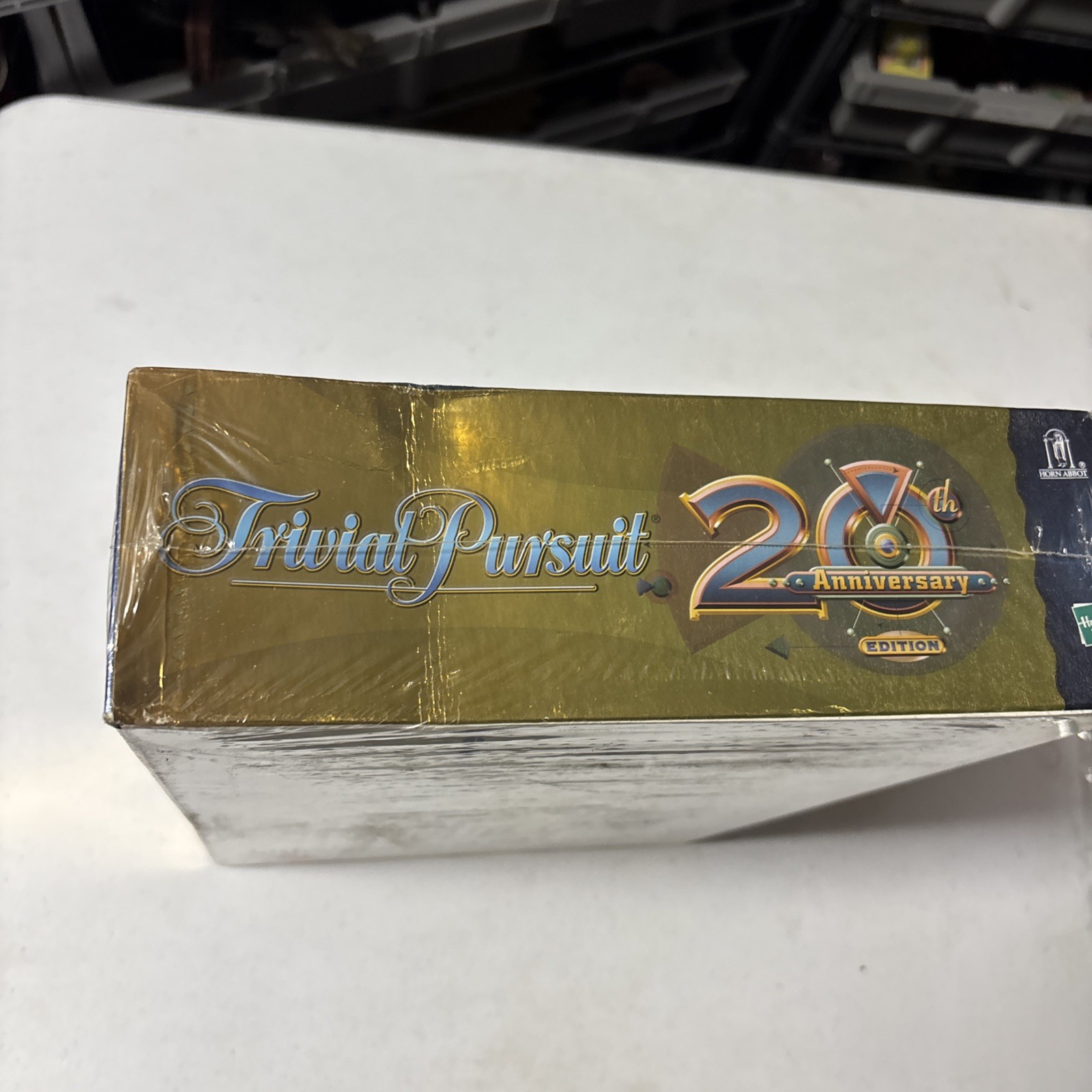 2002 Trivial Pursuit 20th Anniversary Edition Gold Brand New Sealed