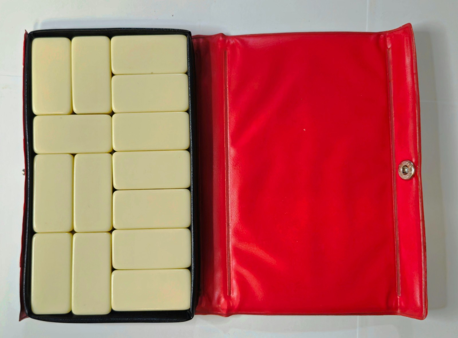 5 Vintage Mini TRAVEL GAMES 🎲 Chess / Dominos / Solitaire 🎲 circa 1980s