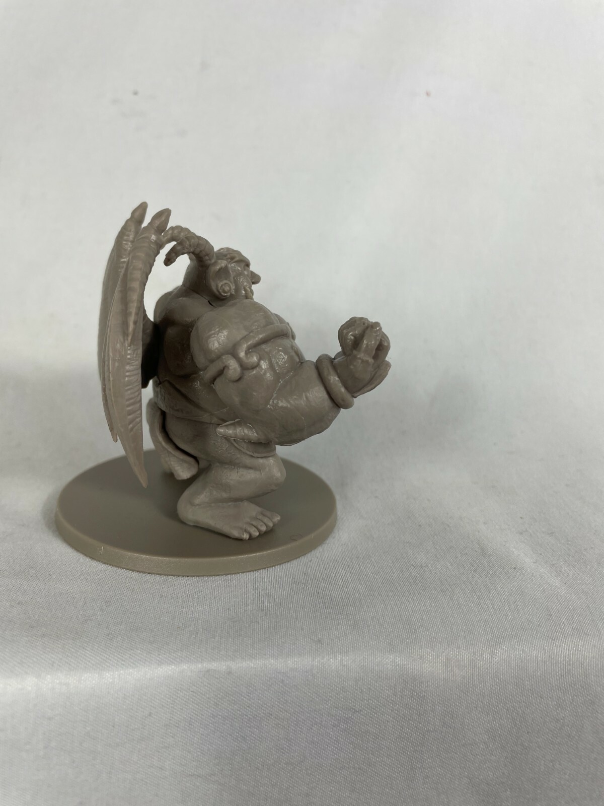 CMON Arcadia Quest Inferno The Judge Figurine