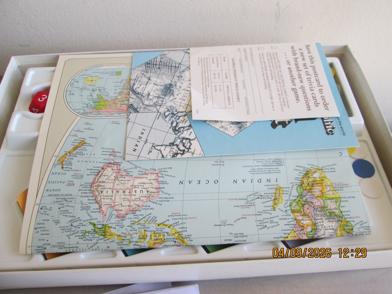 National Geographic Global Pursuit Board Game 1987 World Map Complete