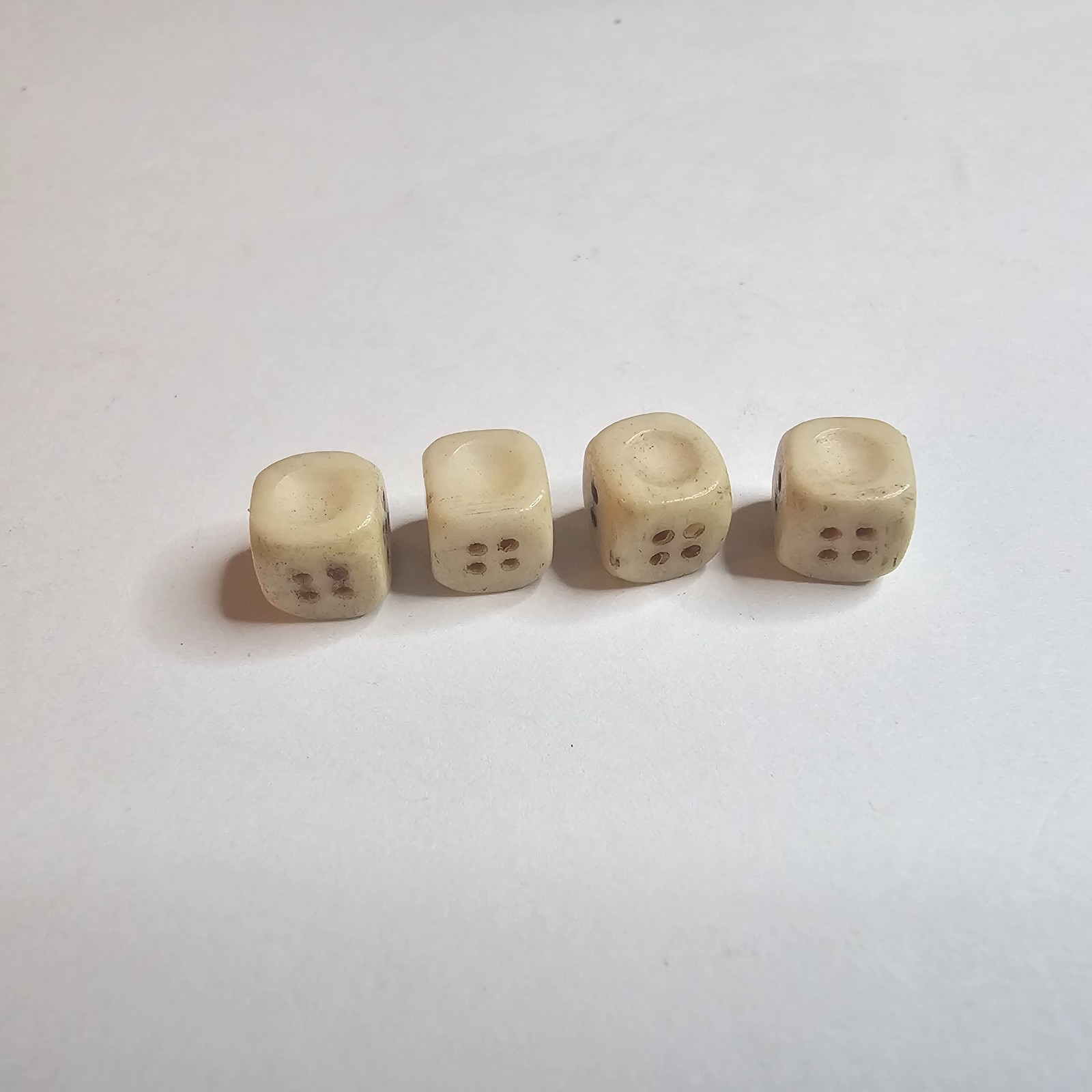 ~4~ 1920-30s MAH-JONG BONE or ?? VERY SMALL DICE MINI MINIATURE MA JONGG MAHJONG
