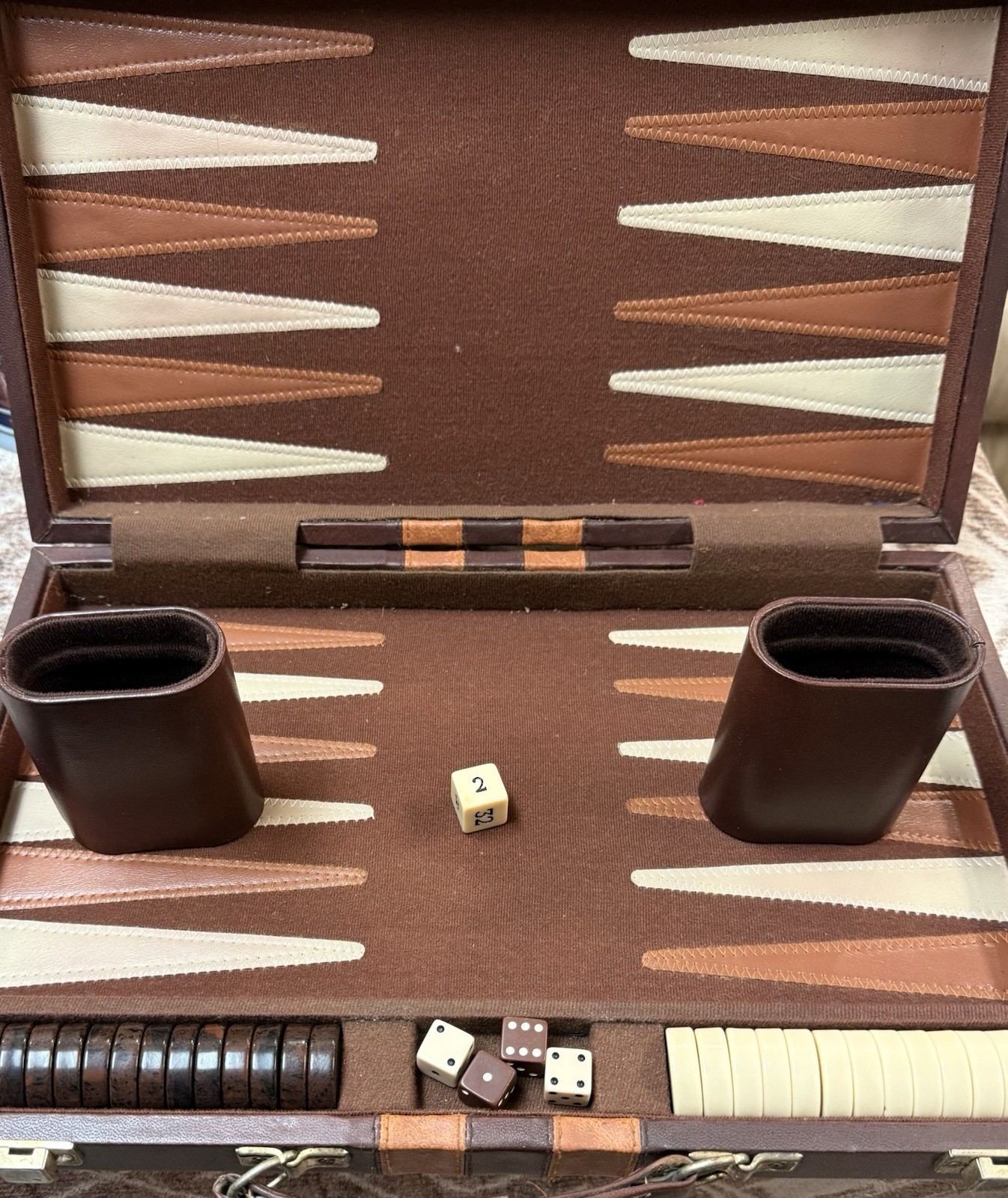 Vintage Backgammon Set Travel Case Leatherette Complete w Dice Cups 1950s 60s