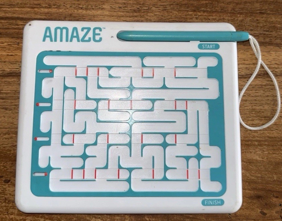 Think Fun Amaze Game 16 Mazes in One Puzzles Age 8+ Memory Logic Mensa Kids