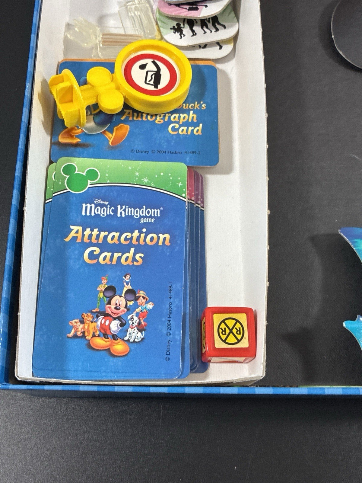 Disney Magic Kingdom Theme Park Board Game Parker Brothers Complete 2004