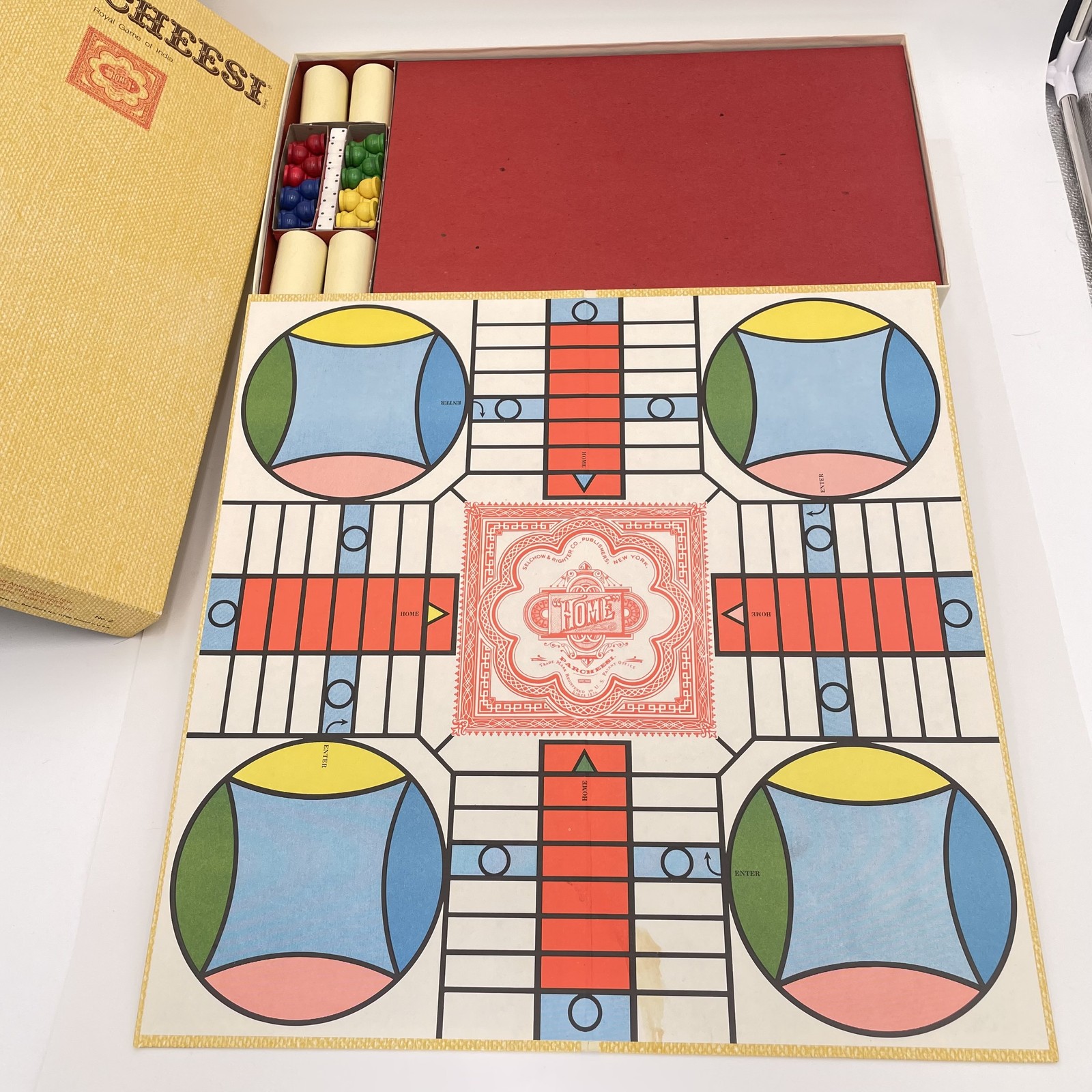 Vintage 1975 Parcheesi Board Game Selchow & Righter Royal Game of India Complete