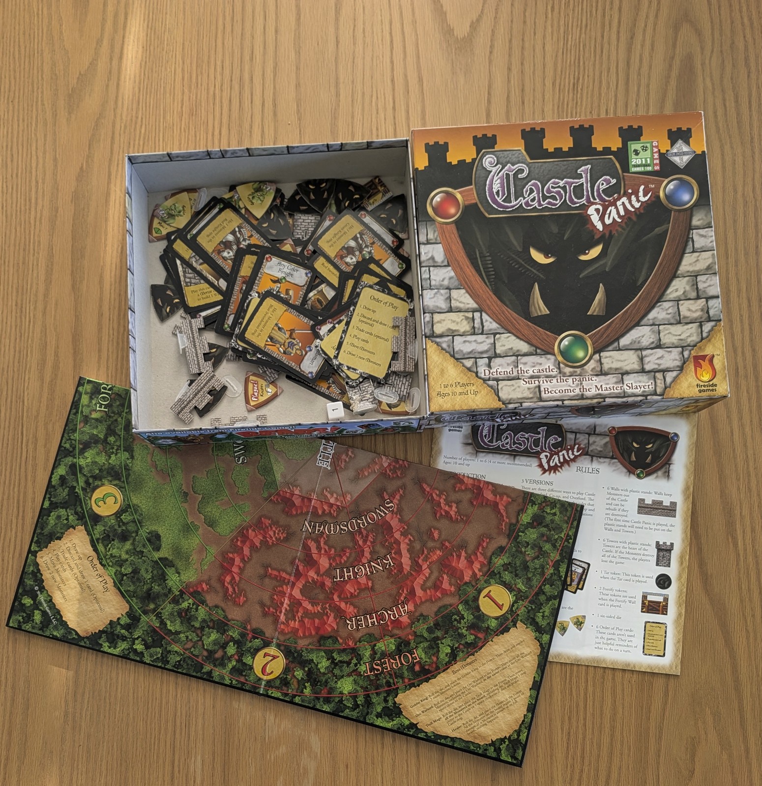 Castle Panic: A Cooperative Tower Defense Board Game Fireside Games – Complete