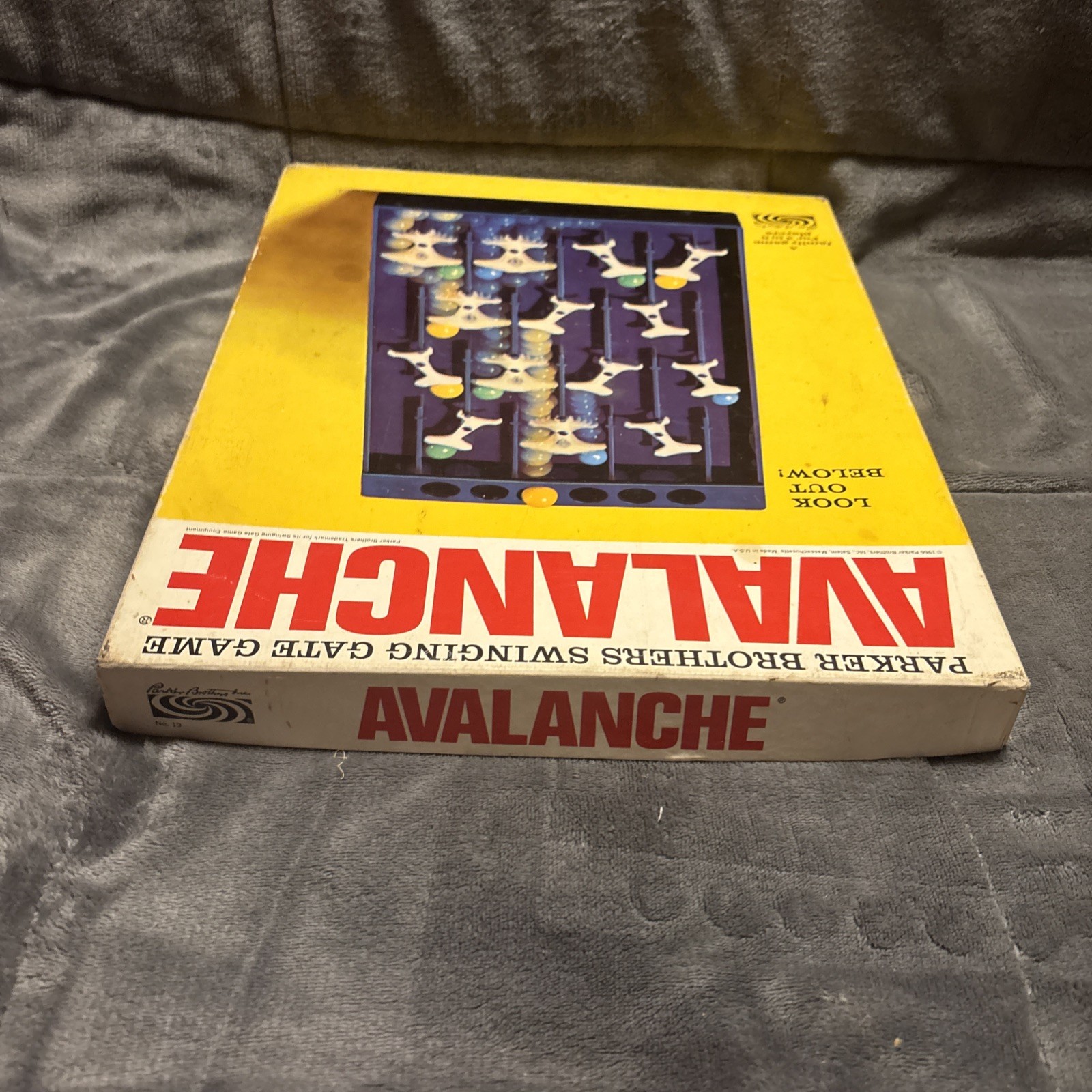 Vintage 1966 Parker Brothers Avalanche Swinging Gate Marble Game Complete! RARE