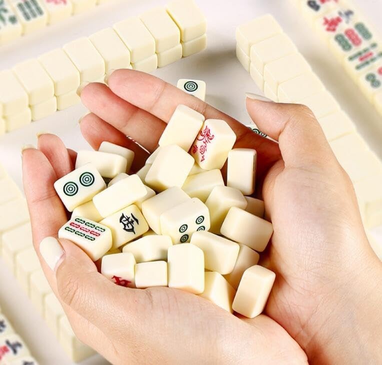 Luxurious Mini Mahjong Game – 144 Scratch-Resistant Tiles for Endless Enjoyment