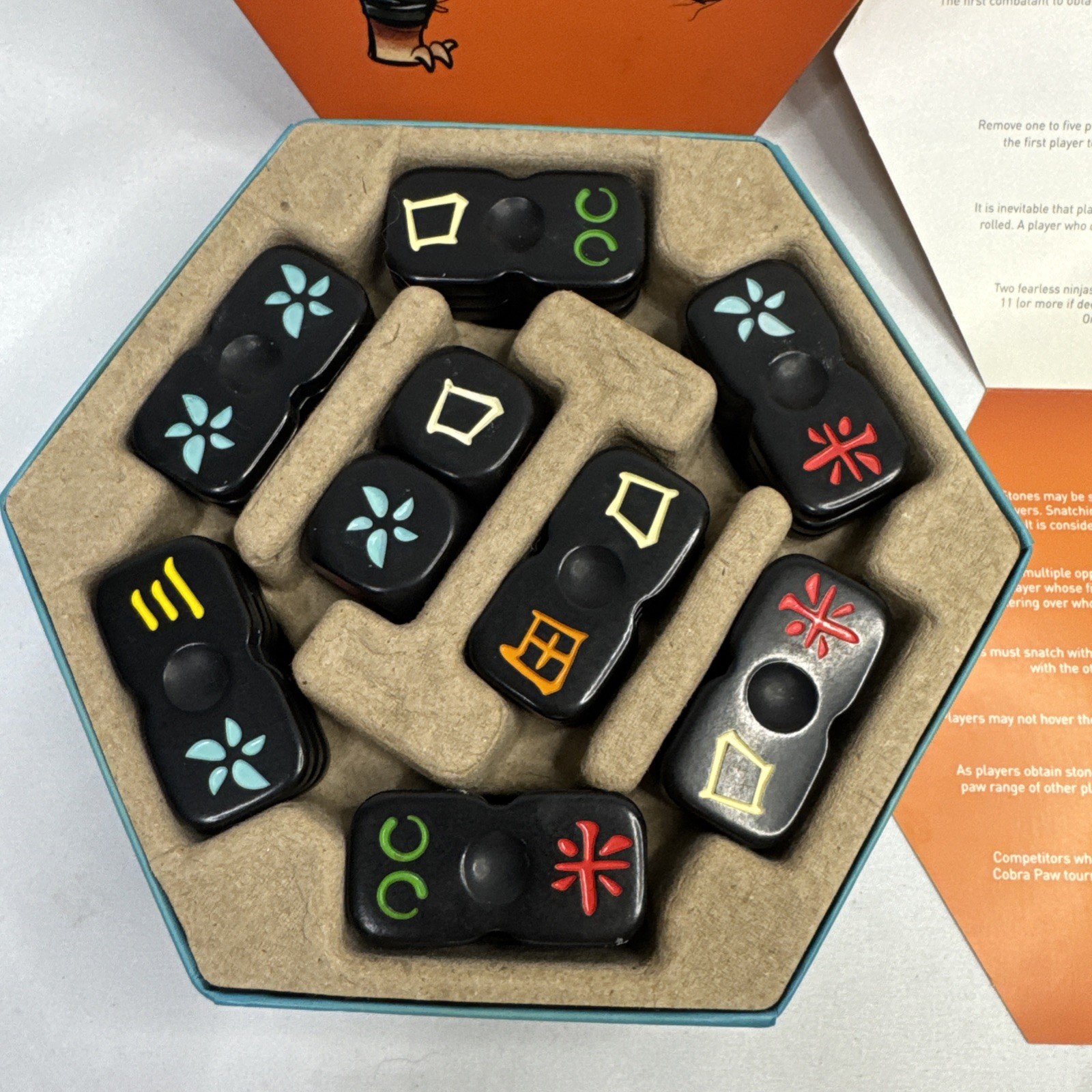 Cobra Paw Ninja Tile Game Bananagrams 2017 Complete Clean VG Ninja Like Know How