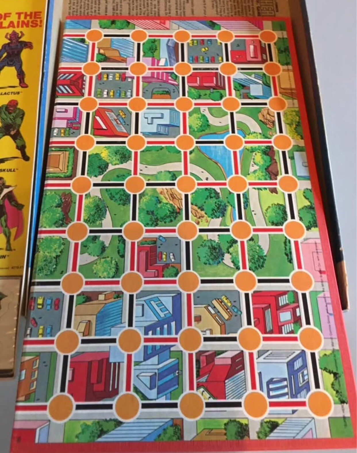 Marvel Comics Super Heroes Strategy Game VTG 1980 Milton Bradley SEALED PIECES