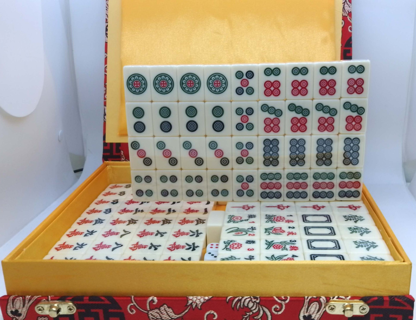 Hey! Play! Chinese Mahjong Game Set 80-MAHJ 146 Tiles Red Case New
