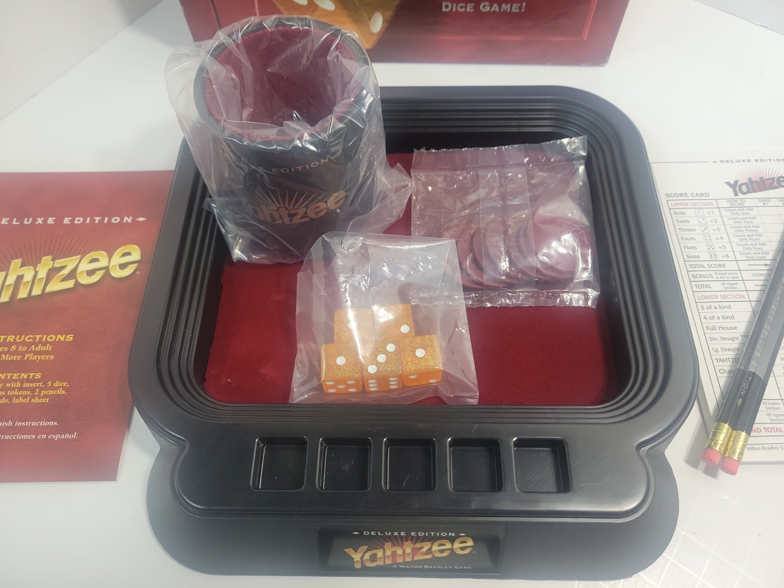 Milton Bradley 1997 Deluxe Edition Yahtzee Complete