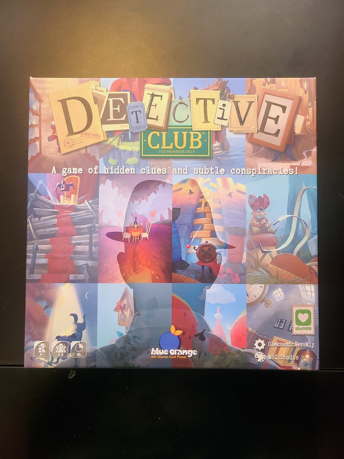 Detective Club Board Game (Blue Orange) 2019