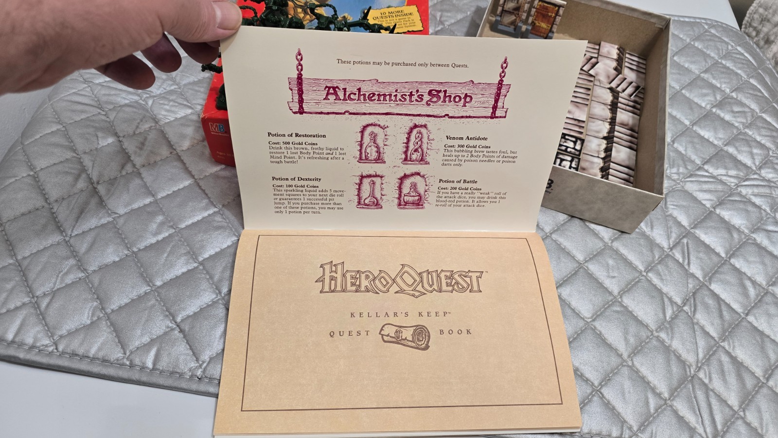 Vintage Hero Quest – Quest Pack – Kellars Keep – 1991 MB Complete and Nice!