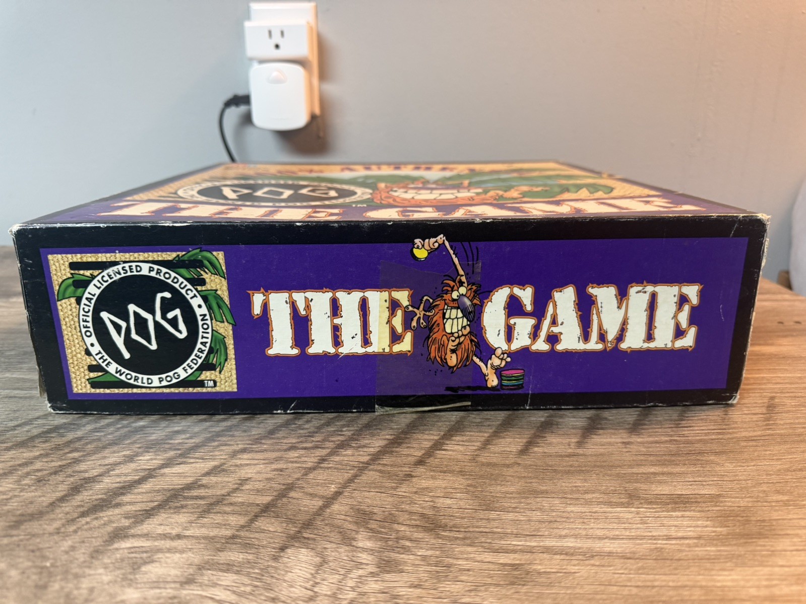 VINTAGE THE WORLD POG FEDERATION POG THE GAME BY MILTON BRADLEY 1994