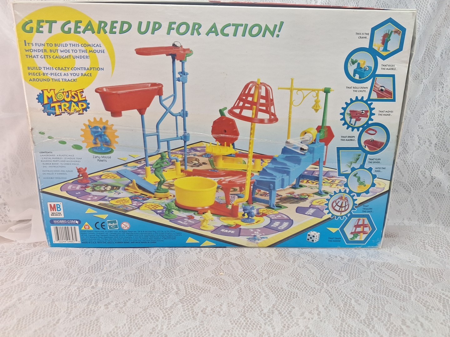 2005 Mouse Trap Board Game by Milton Bradley Complete Clean
