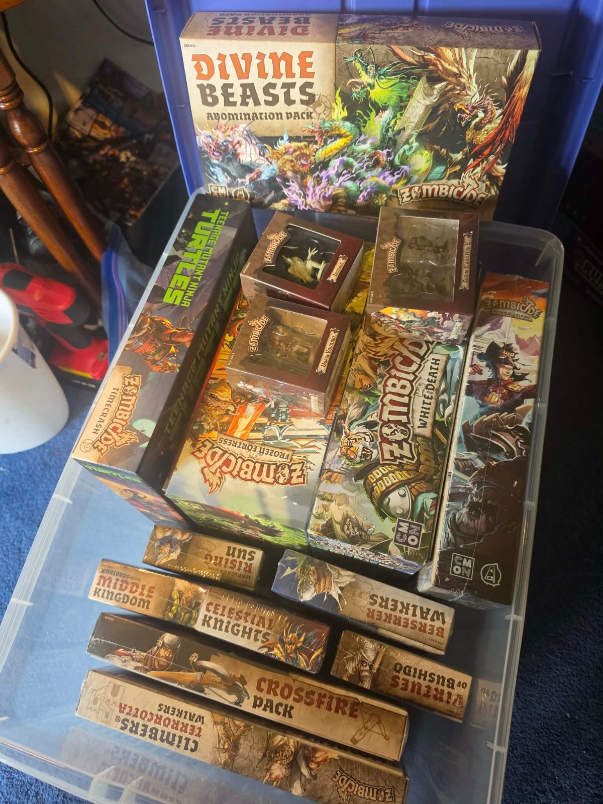CMON Zombicide: White Death Kickstarter Bundle with Free Shipping! 10 sealed
