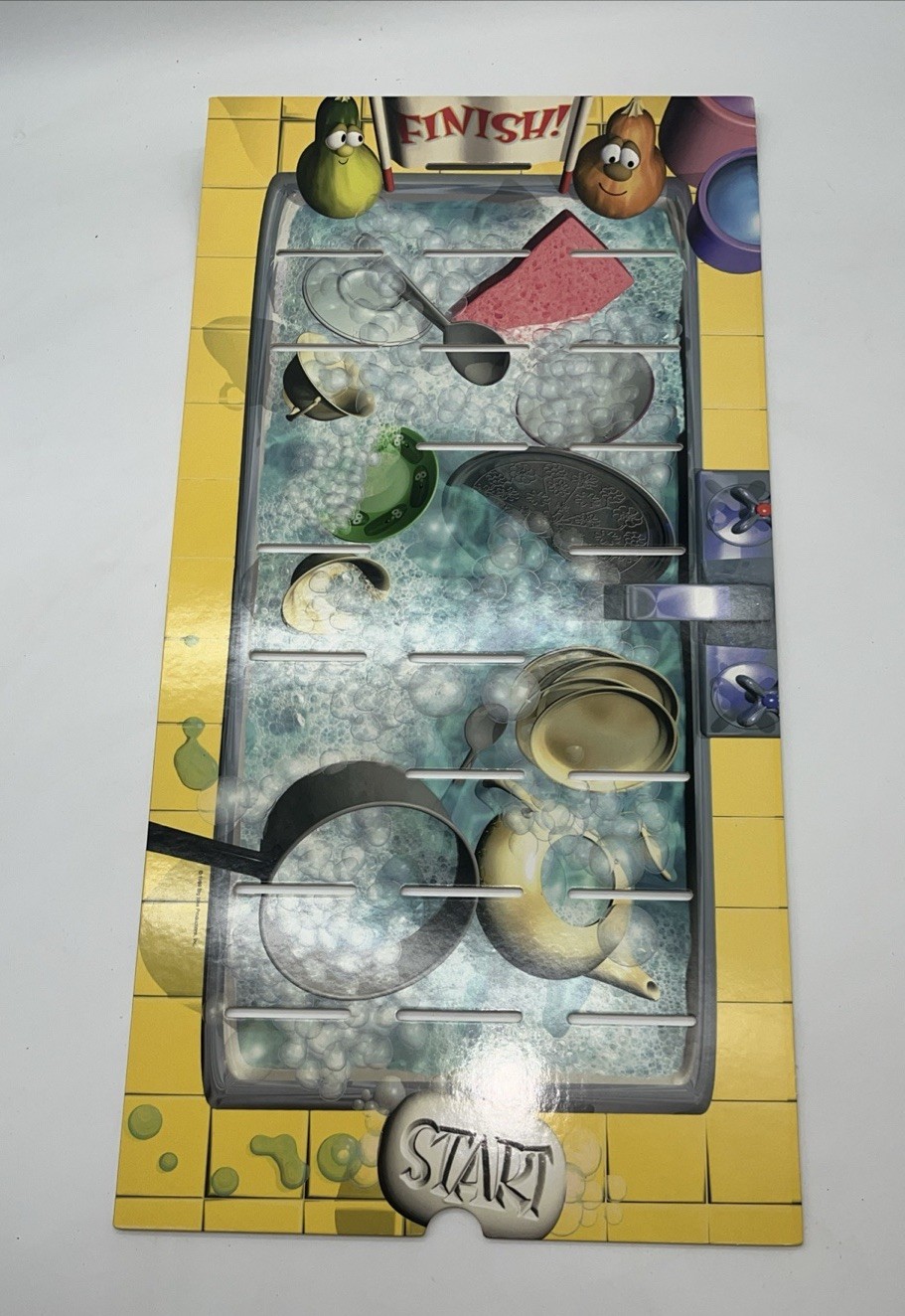 1999 Don’t Sink in the Sink! VeggieTales Board Game Big Ideas Veggie Tales