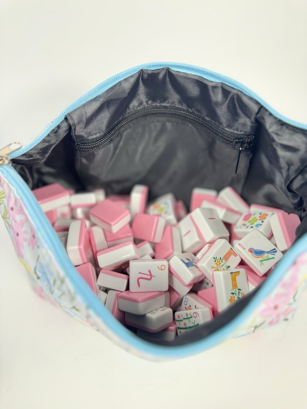 Mahjongolé 2026 American Mahjong Tile Set 160 Pink Tiles Floral Bag Open Box