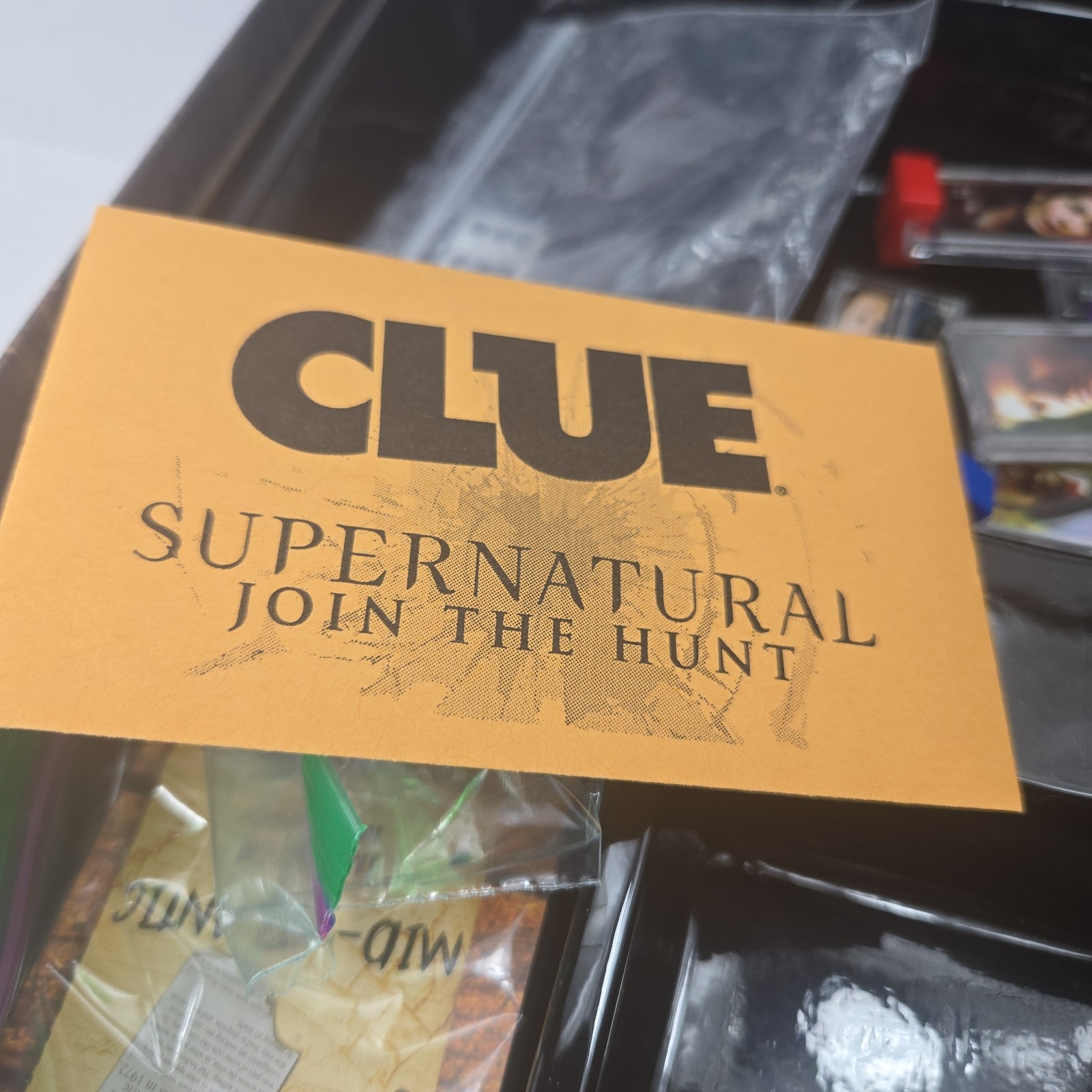 Hasbro Clue Supernatural Board Game Join the Hunt 2014 COMPLETE NEW OPEN BOX