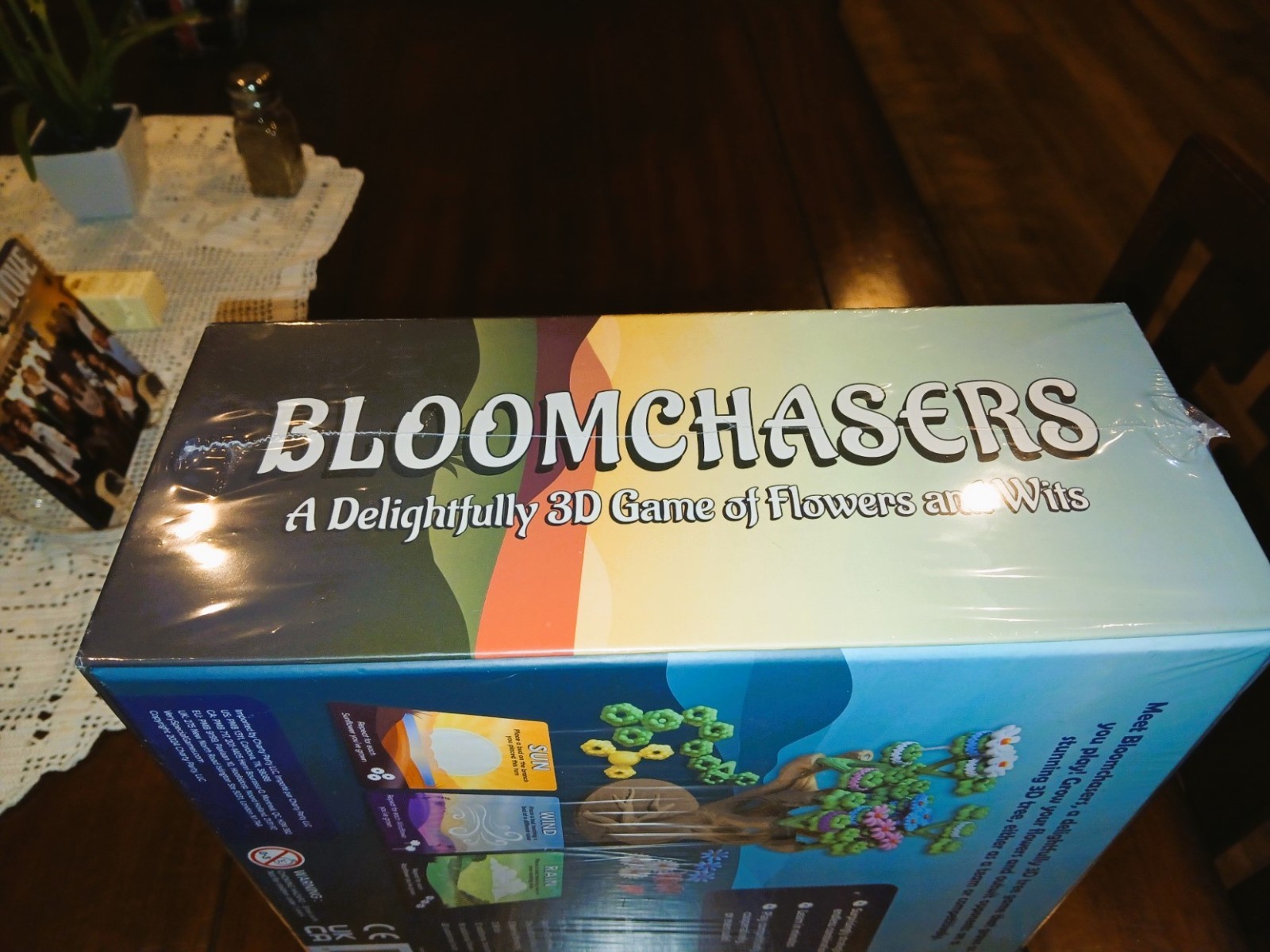 NEW Bloomchasers A Delightfully 3D Game of Flowers and Wits Strategy Board Game