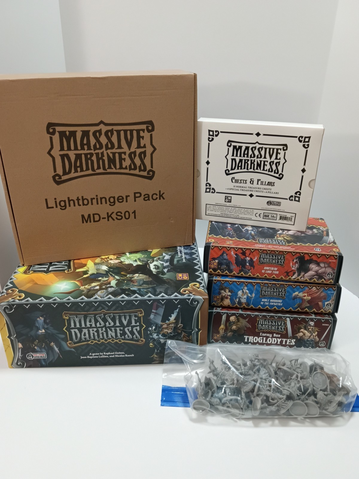 Lot Of Massive Darkness Board Game Base & Expansions C-Mon Complete!!!!