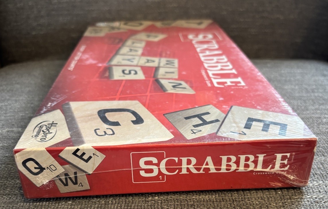 Scrabble Crossword Board Game New Sealed 2013 Hasbro Made In USA A8166